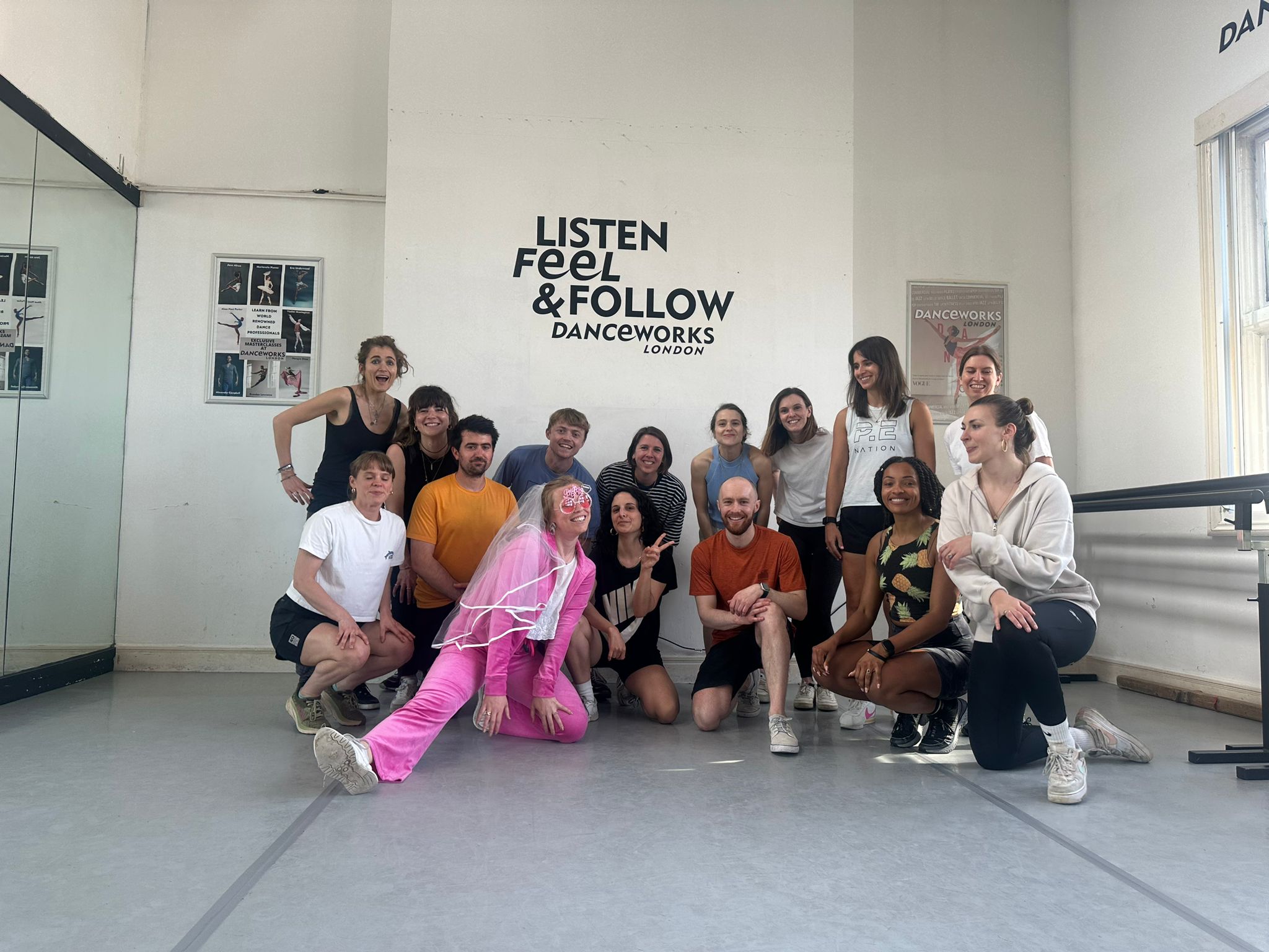 Dua Lipa Hen Party Dance Class - Professional Dance Instructors